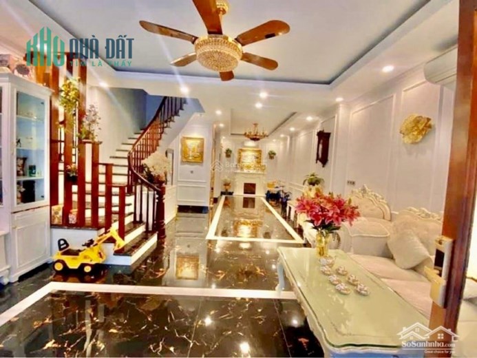 HẠ GIÁ CHÀO BÁN  Phố Lương Định Của giá 8.5 tỷ, 45mx5 tầng, Oto đỗ