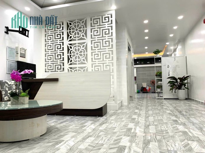 Cho thuê tòa nhà căn hộ 9 tầng 14 phòng Văn Cao