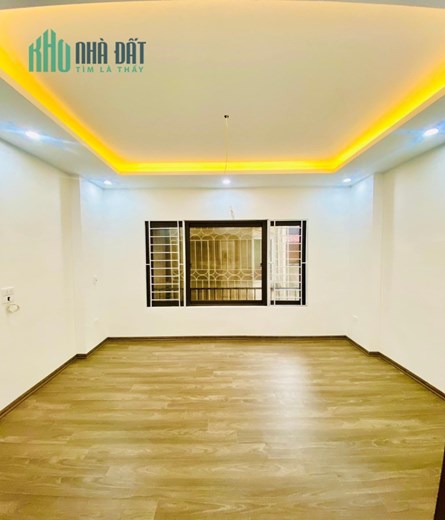Cần Bán Căn Nhà Hồ Đắc Di –Quận Đống Đa 36m x4 tầng MT 4,6m. giá 4,x tỷ
