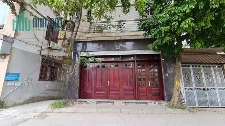Cực hót, bán nhà mặt phố Âu Cơ đang mở rộng Dt82m, 5T, Mt6,5m, giá chỉ 17,5 tỷ.