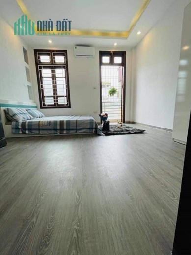 Chung cư mi ni  Dương Quảng Hàm 40m x 6t 10 phòng khép kín 360tr,năm 4.35 tỷ.