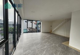 Chính Chủ Cần Bán Gấp Tòa Nhà Ở Đường Lê Đức Thọ. Vỉa Hè Đá Bóng. Xây 8 Tầng 1 Hầm Kinh Doanh Tốt.
