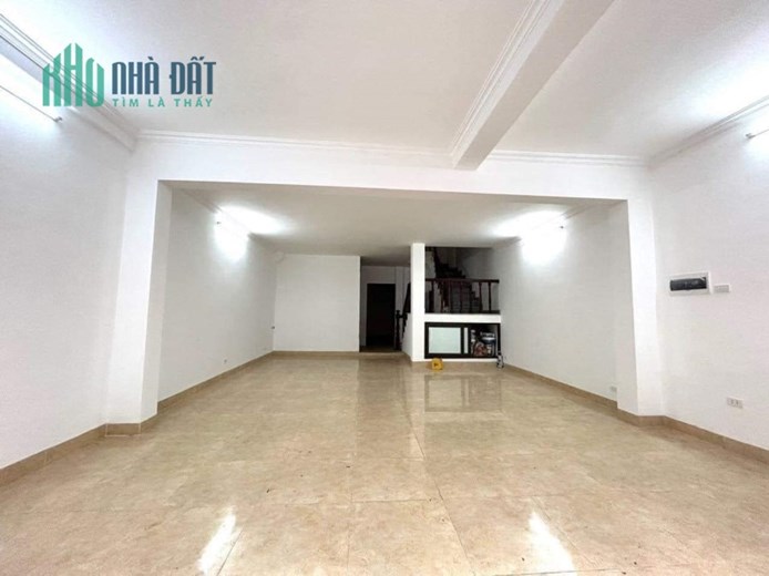 Chủ Nhà Cần Bán Gấp Nhà Đường Trần Duy Hưng Quận Cầu Giấy. Xây 7 Tầng Kinh Doanh Vip Nhất Phố.