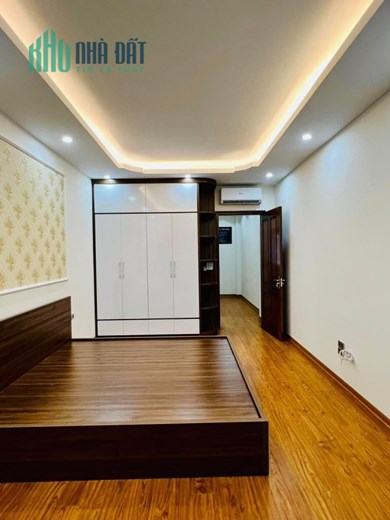 Bán nhà Phạm Ngọc Thạch-Đông Tác-ĐỐNG ĐA 34mx5 tầng mới- 3 mặt Thoáng-cách ô tô tránh 20m nội thất