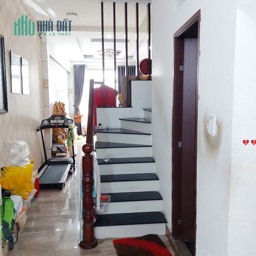 Nhà trệt, 3 lầu hẻm 181 Âu Dương Lân P2Q8. Giá 7 tỷ TL