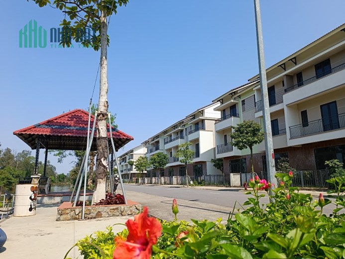 Sở hữu ngay nhà phố liền kề View Sông Tào Khê Centa Vsip Từ Sơn giá đáy.