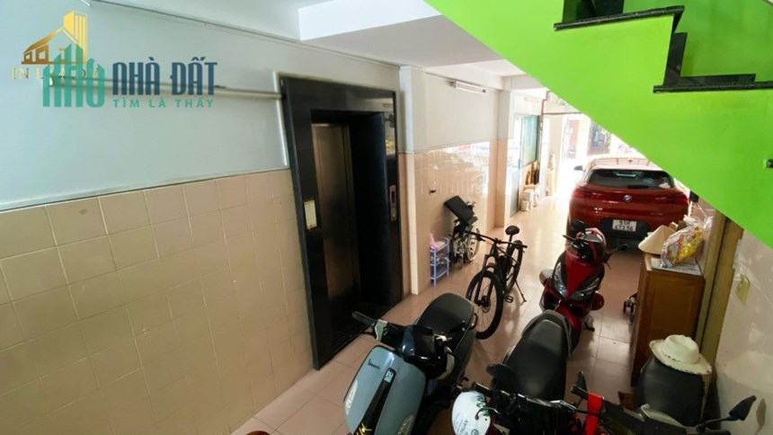 Cho thuê nhà nguyên căn đường Phạm Đình Hổ, Q6, TPHCM (8X20)