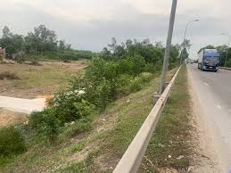 Bán đất trung tâm xã Minh Thanh, Tuyên Quang. Điểm đầu vào khu di sản CAND. Cạnh UBND xã.
giá bán