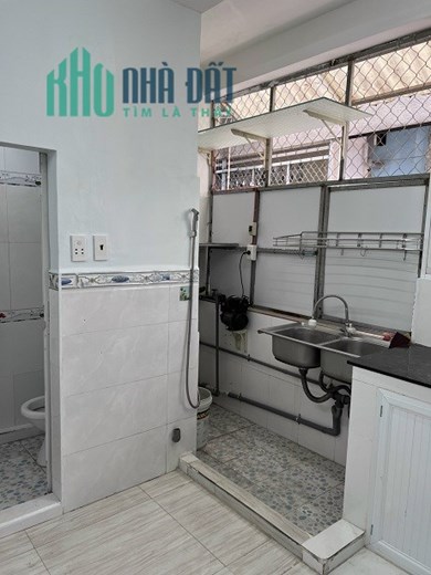 Chính chủ cần bán cắt lỗ Căn hộ Chung cư Huỳnh Văn Chính P. Phú trung. Q. Tân Phú