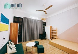 Mình cần pass lại phòng ở ngay ngõ 165 Chùa Bộc đối diện Học Viện Ngân Hàng, gần sân bóng - cổng