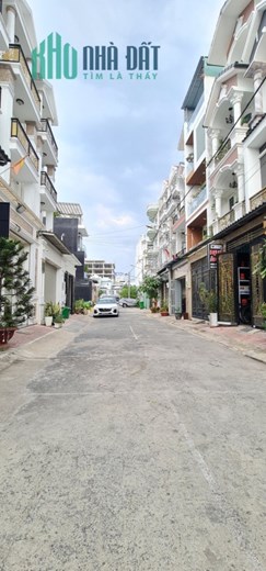 Nhà Khu Đô Thị Vạn Phúc Cần Bán Gấp  54m2,4 Tầng Còn 7.9 Tỉ.