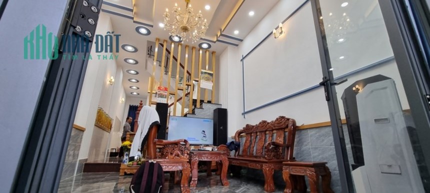 Cần Bán Gấp Nhà Mới đường số 1, Liền Kề QL13, Nhà Mới 81m2 chỉ 5,7 tỉ