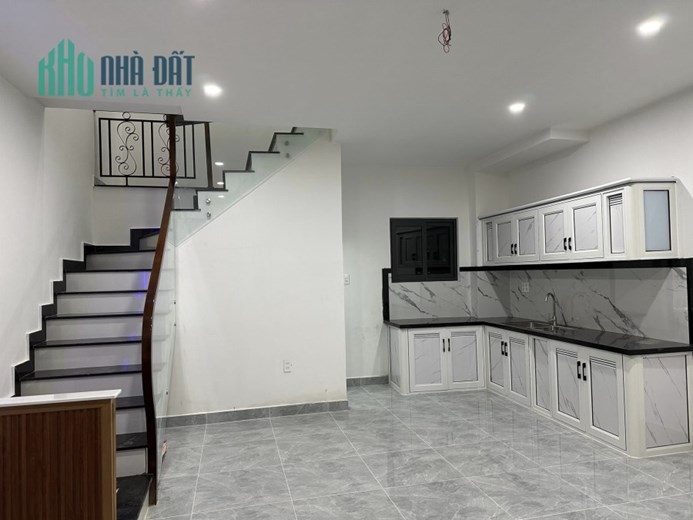 Bán gấp Nhà đẹp đường Nguyễn Siêu, Đà Lạt giá chỉ 2.25 tỷ