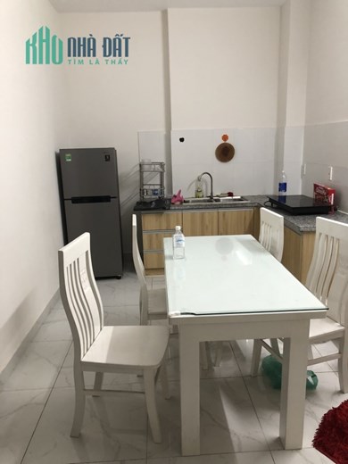 Cho thuê căn hộ 70m2 với 2 Phòng, đầy đủ nội thất