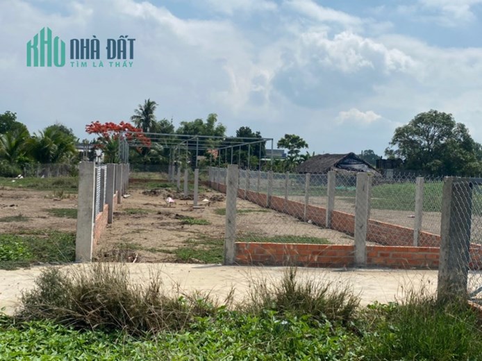 Bán đất và nhà vườn 250m2 GẤP, giá thương lượng, SHR, 091786517