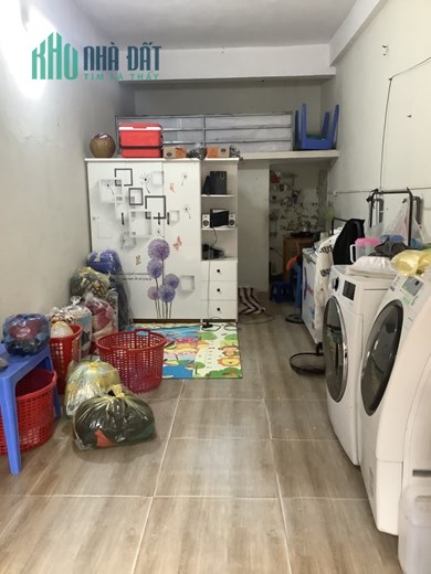 CẦN SANG NHƯỢNG LẠI TIỆM GIẶT SẤY