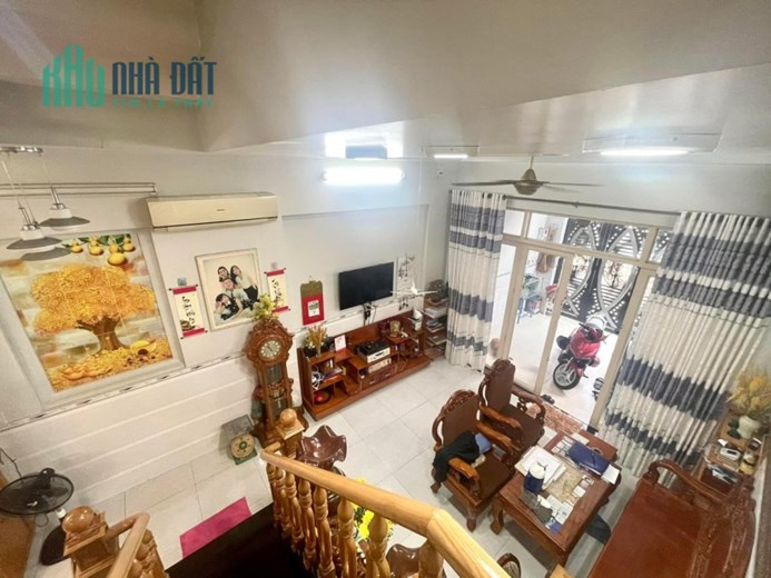 Chính chủ bán nhà 3 tầng đường thoại ngọc hầu, hèm ô tô tránh, 72m2 chỉ 7.5 tỷ