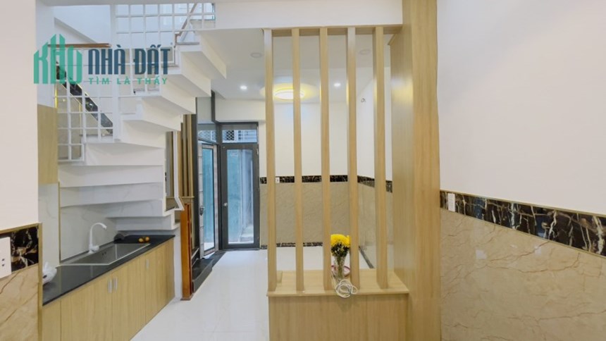 Bán nhà đường Trần Quý Cáp quận Bình Thạnh diện tích 20m2 giá thương lượng