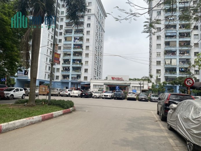 B.Á.N nhà TẶNG FULL tiện ích KĐT Văn Quán, 40m, 5 tầng, vỉa hè, ô tô vào nhà.