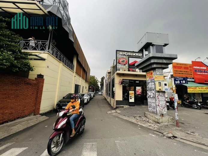 Chủ đi nước ngoài, bán đất tặng nhà 5 phòng trọ, gần TRẦN NÃO Q2, Gía 12 tỷ