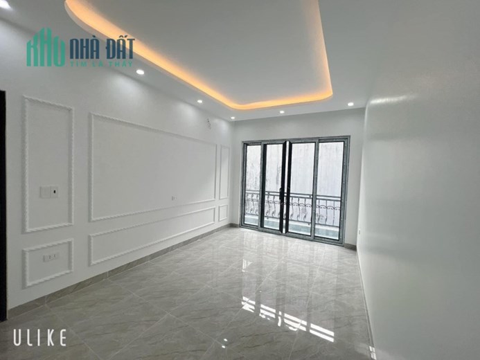 Bán nhà ngõ 527 Chợ Hàng, 51m 4 tầng độc lập mới tinh, GIÁ 3.55 tỉ ngay mặt đường