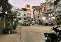 Bán gấp nhà HXH Đường An Bình Phường 5 Quận 5 66M2 chỉ 10 tỷ.