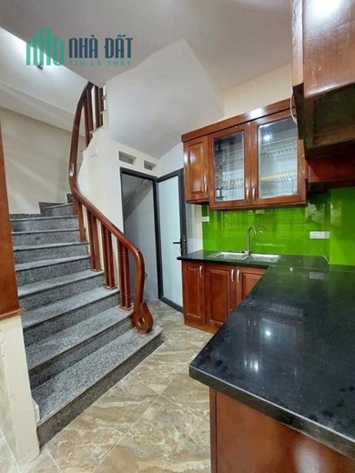 Bán nhà Tứ Hiệp 5T, 35m2 ô tô sát cửa, an ninh, 3.1 tỷ.