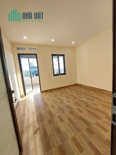 Bán nhà Tứ Hiệp 5T, 35m2 ô tô sát cửa, an ninh, 3.1 tỷ.