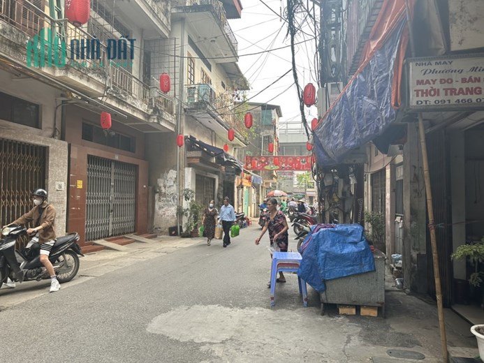 Bán nhà Minh Khai 45m2*5 Tầng Thang máy Gara ô tô giá 7.6 Tỷ