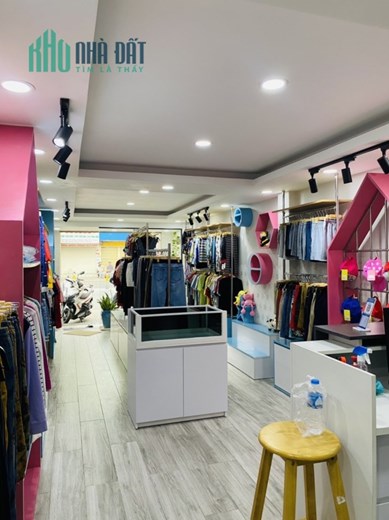 Mặt Tiền Kinh Doanh P.17 Sát Q.1 - 3 Tấm 100m2 Tặng Full Nội Thất Cao Cấp Chỉ Nhỉnh 16 Tỷ TL