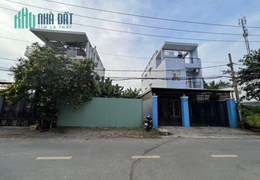 Lô đất mặt tiền đường 835 phú hữu diện tích 264m vị trí đẹp