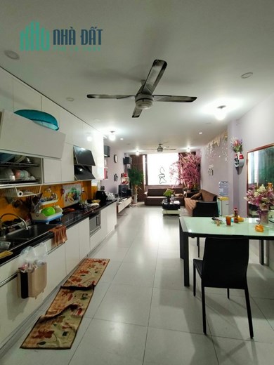 Nhà mặt phố Ngô Gia Tự, 2 mặt đường, kinh doanh cực đỉnh, 48m2 x 5T, MT 3.7m, nhỉnh 13tỷ