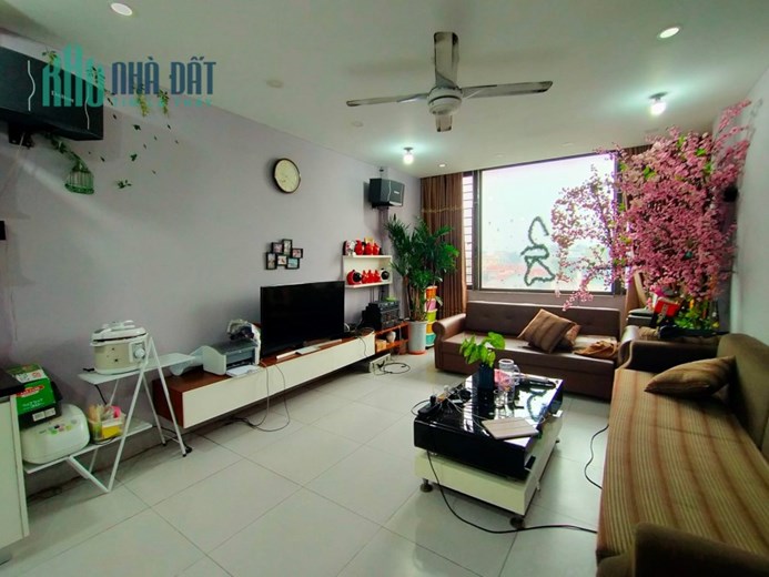 Nhà mặt phố Ngô Gia Tự, 2 mặt đường, kinh doanh cực đỉnh, 48m2 x 5T, MT 3.7m, nhỉnh 13tỷ