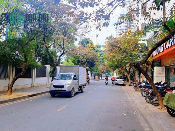 BÁN NHÀ HOANG CẦU, GẦN XÃ ĐÀN, ĐỐNG ĐA, VỈA HÈ, KINH DOANH ĐỈNH, NHÀ ĐẸP 65M2*7T,MT4.5M, 26 TỶ.