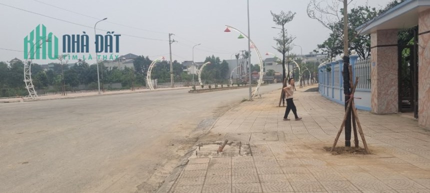 Chính chủ gửi bán lô góc 3 mặt tiền bám mặt đường đôi Đông Dương, kết nối đường liên kết vùng