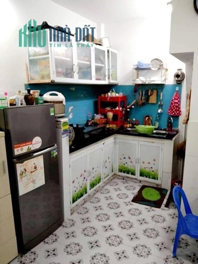 2.2 TỶ NHÀ NGUYỄN THỊ THẬP QUẬN 7 HẺM THÔNG XÁCH VALI VÀO Ở NGAY