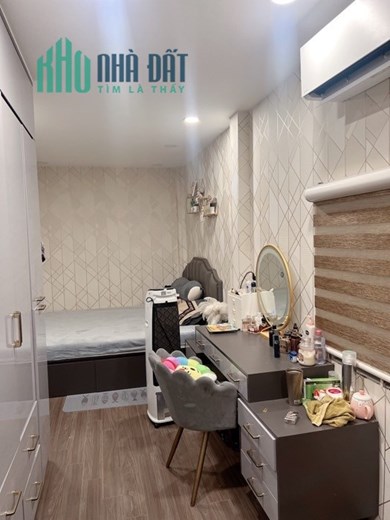 🔥 Nhà mới 35m2, 3 tầng, hẻm xe tải tránh, full nội thất Gò Vấp chỉ tròn 3 tỷ. 🔥