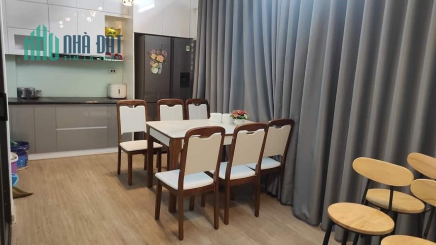 Bán nhà mặt phố Phan Phù Tiên, trung tâm Đống Đa, kinh doanh, 40m2, 6 tầng, MT 6,5m, 16,5 tỷ