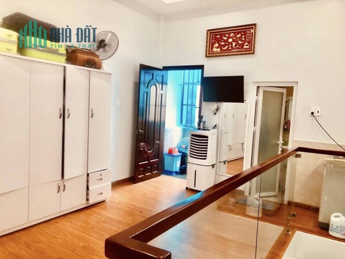 NHÀ ĐẸP Ở LIỀN - ÂU CƠ 2 TẦNG 55M2 - NỘI THẤT CAO CẤP TẶNG CHỦ MỚI