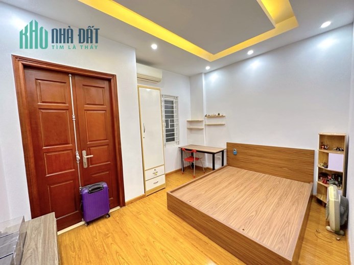 Bán nhà Đặng Văn Ngữ gần ÔTô 38m 4Tg MT 5,0m chỉ 3,95 tỷ