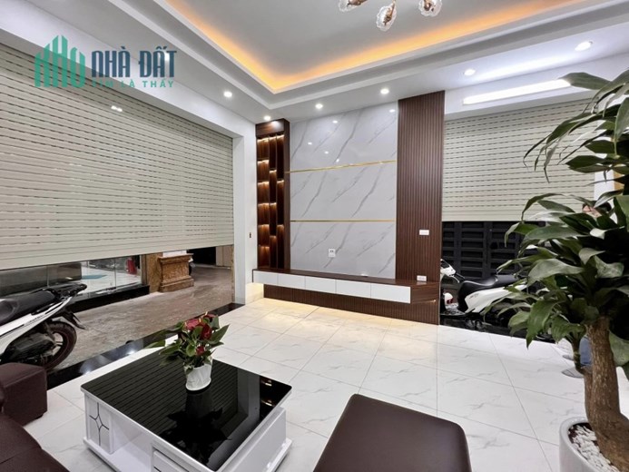 nhà Thái Thịnh 60m x 5 tầng, mt: 5m, ô tô đỗ khi cần, sổ vuông A4