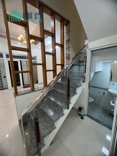 Bán nhà Đường số 30, P.6, Gò Vấp: 4 x 11, giá 5,85 tỷ