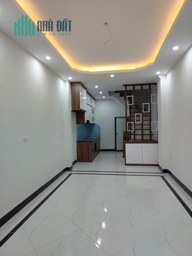 Bán gấp nhà mới Di Trạch, Hoài đức, xe tải,ngõ thông, giá 3.2 tỷ