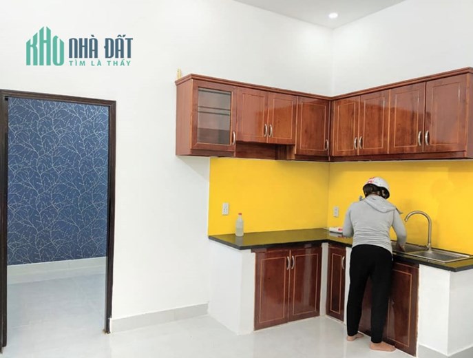 Bán nhà LÔ GÓC MẶT TIỀN quận 9, gần 70m2, 4 tầng, SHR. Nhỉnh 4 tỷ.