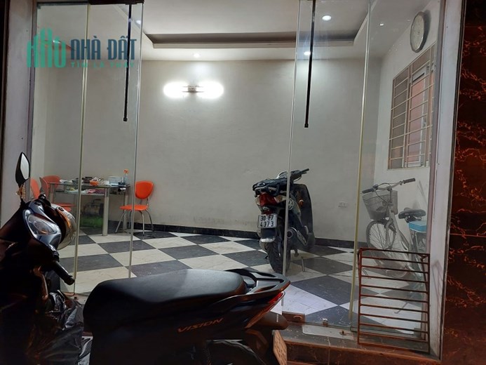 Cho thuê mặt bằng KD, Nguyễn Khang, 30m2, T1, Mt10m, 8 triệu, Cầu Giấy.