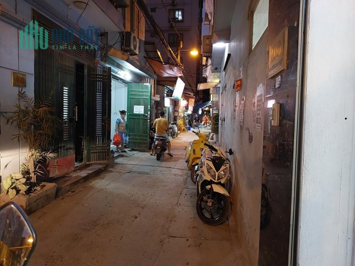 Cho thuê mặt bằng KD, Nguyễn Khang, 30m2, T1, Mt10m, 8 triệu, Cầu Giấy.
