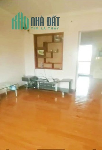 Cho thuê nhà nguyên căn tập thể tầng 5 Thành Công, Ba Đình, HN.