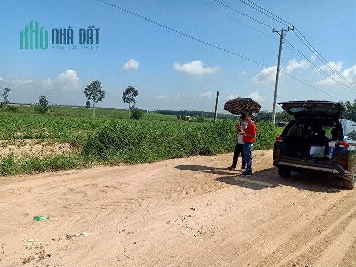 ĐẤT SÀO 1050M2 ĐỘC NHẤT KHU DÂN CƯ DẦU TIẾNG – BÌNH DƯƠNG