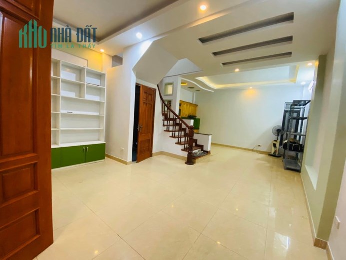 Bán nhà phố Vũ Trọng Phụng, nhà gần phố, DTXD57m2 x 5 tầng, MT5m. Nhỉnh 6 tỷ. 0338080356