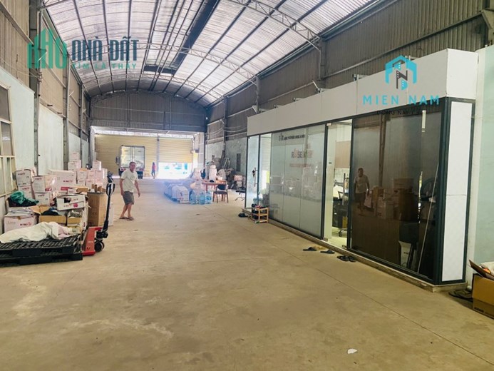 Kho xưởng 400m2 góc 2 MT Bùi trọng nghĩa P.Trảng dài